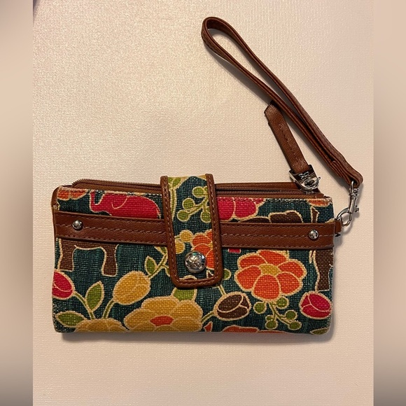 Relic Brand Collection Double Handled Flowers and Elephant Handbag and Wallet - Picture 3 of 8